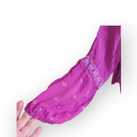 Johnny Was “Tatiana” Embroidered Eyelet Blouse – XS - Picture 6 of 8